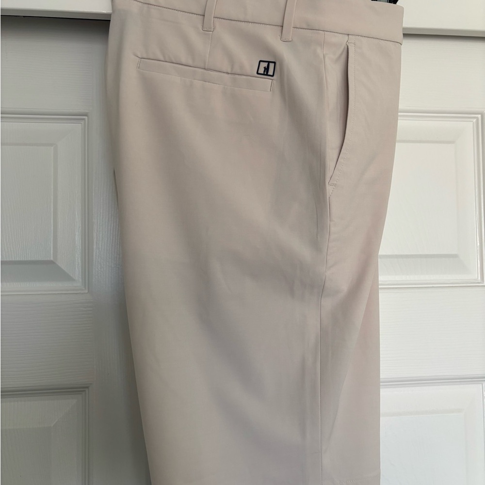 Johnnie-O Men's Mulligan Shorts